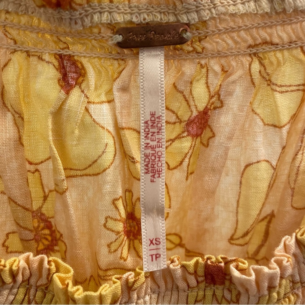 NWT Free People Ruffled Top - Picture 2 of 3